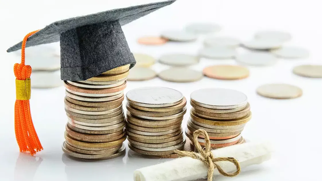 Цены на учёбу в вузах не вырастут, но поступить стало сложнее: конкуренция рекордная