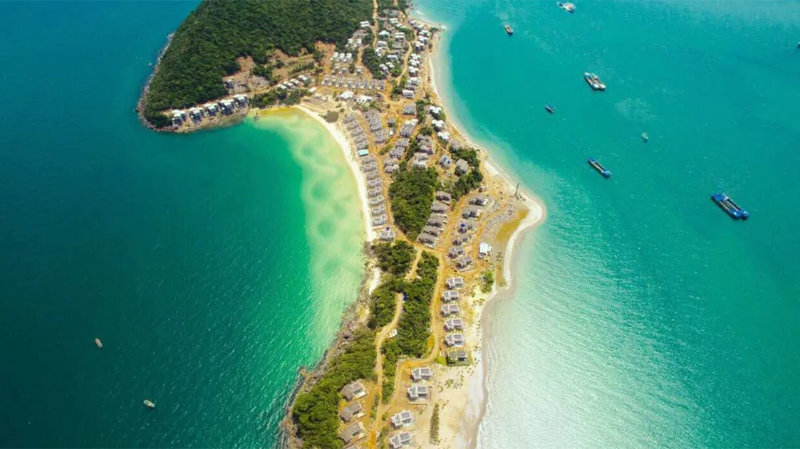 Белорусы полетят на Фукуок без визы: море +30°C и пляжи, как на Мальдивах